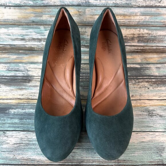 Clarks Pumps Womens 11M Green Suede Dress Shoes Platform Cushioned Work Evening - Picture 3 of 10